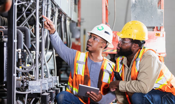 Best Circuit Breaker Repair  in Raven, VA